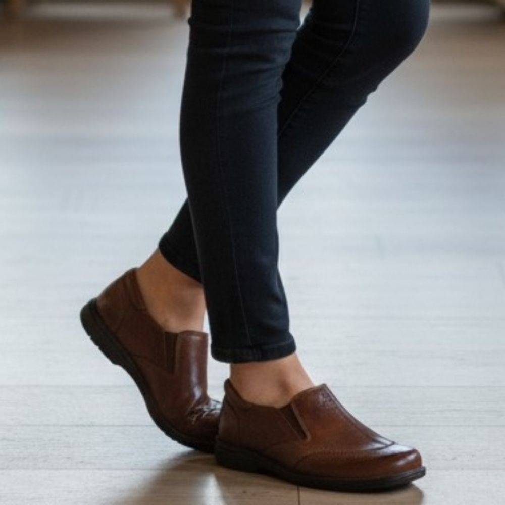 Earth Origins Veronica Brown Leather Loafers Driving Comfy Womens Travel Shoes